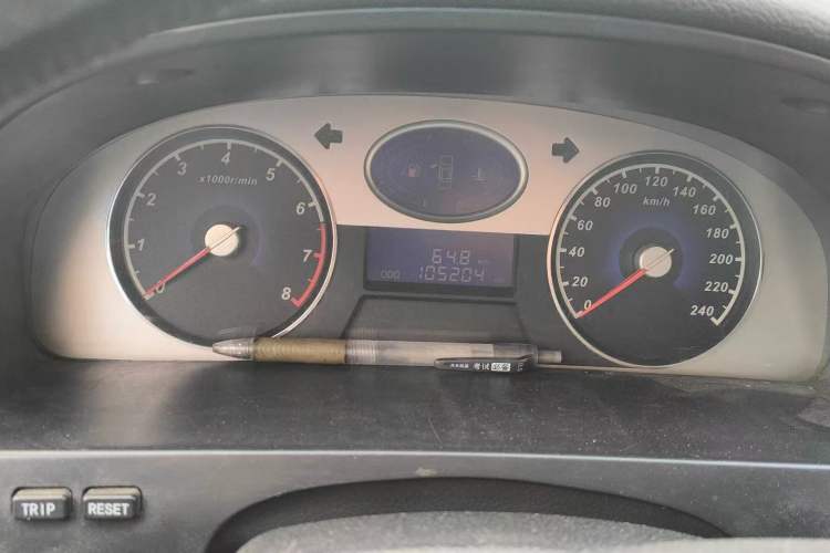 Used Geely Auto Classic Emgrand 2012 Hatchback 1.5L Manual Chao Yue Model Instrument Cluster