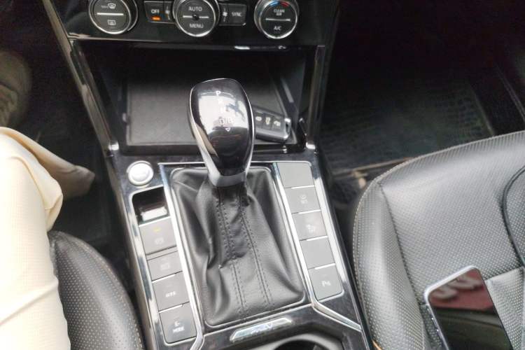 Used Volkswagen Passat New Energy 2019 430 PHEV Hybrid Luxury Edition Gear Lever