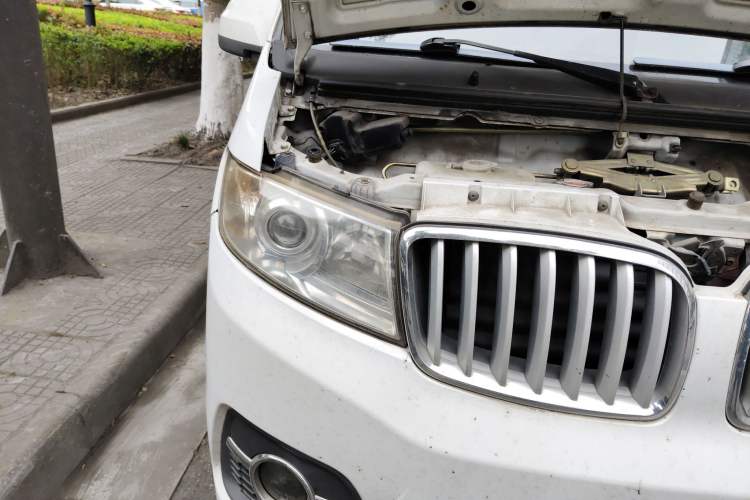 Used Jinbei Hiace X30 2013 1.3L Comfort Model Right Front Headlight