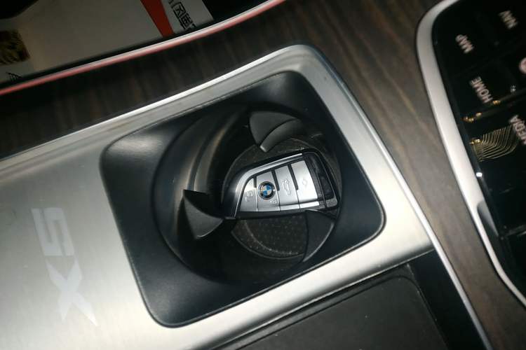 Used BMW X5 2022 Restyled xDrive 40Li Luxury Edition M Sport Package
