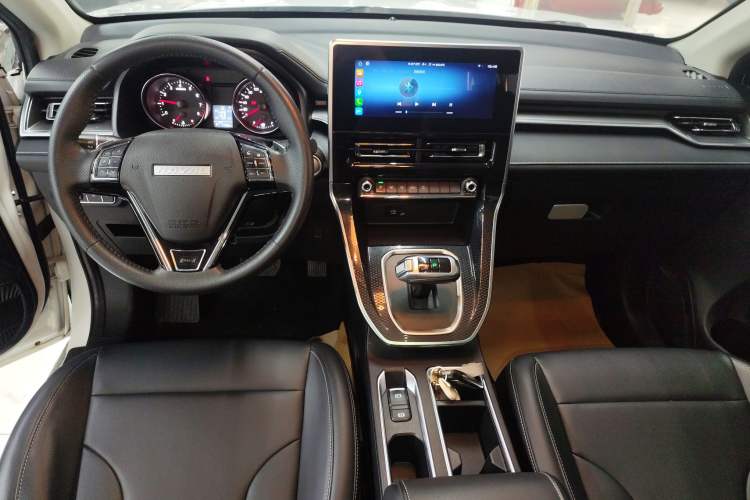 Used Haval M6 2021 PLUS 1.5T DCT Luxury Smart Connectivity Model Audio And AC Panel
