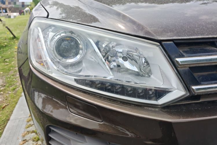 Used Zotye T600 2014 1.5T Manual Luxury Model Right Front Headlight