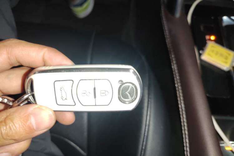 Used Mazda CX-4 2018 2.0L Automatic Two-Wheel Drive Blue Sky Luxury Edition
