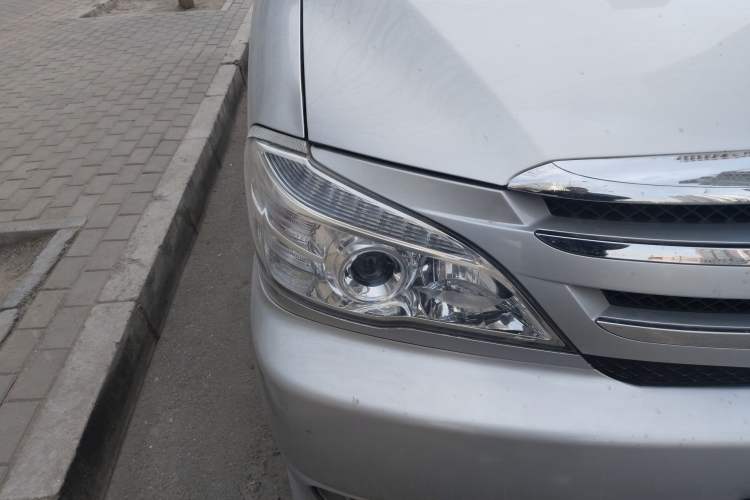 Used Jinbei Grace 2015 2.0L Classic Edition Standard Model Long Wheelbase 7/9 Seats
