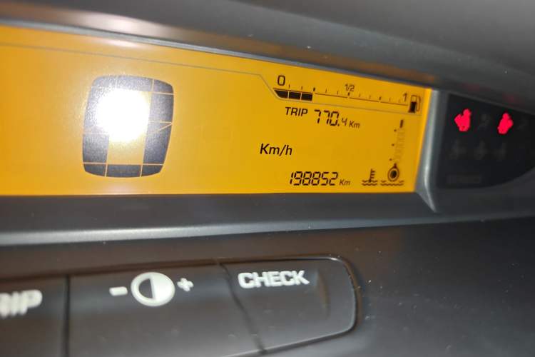 Used Citroen C-Quatre 2013 Sedan 1.6L Automatic Prestige Model Odometer Close Up