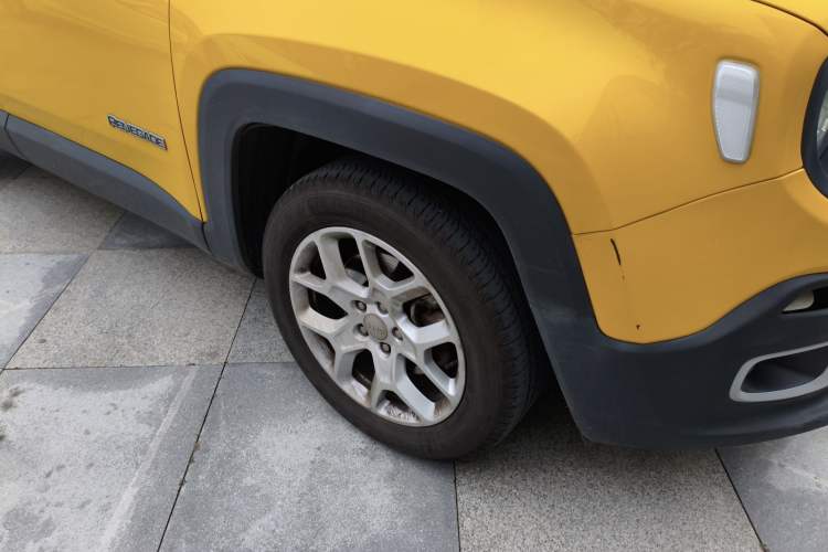 Used Jeep Renegade 2018 Connected Large Screen Version 180T Automatic High-Energy Edition
