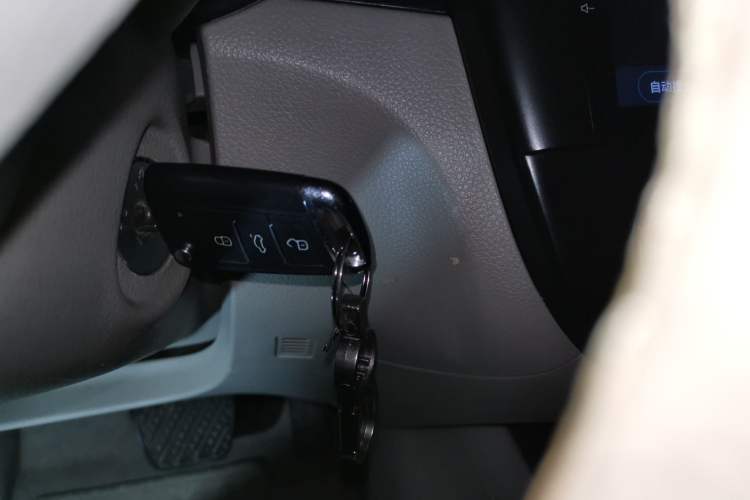 Used Nissan Tiida 2011 1.6L CVT Comfort Model Vehicle Key