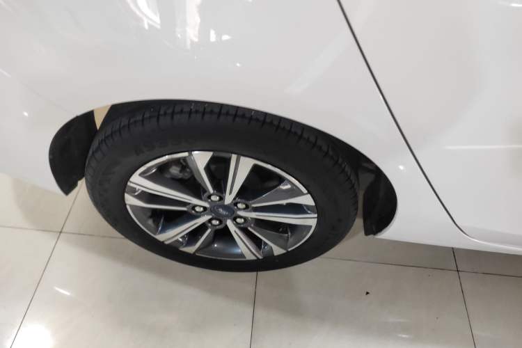 Used Ford Escort 2021 1.5L Automatic Diamond Edition
