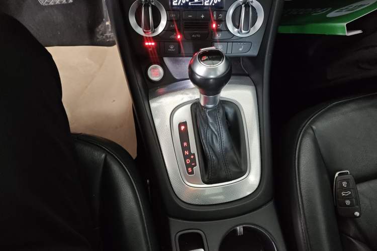 Used Audi Q3 2016 35 TFSI Collection Edition quattro Enjoyment Model