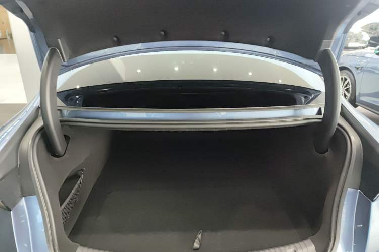 Used BYD Seal 2022 700 km Long-Range Rear-Wheel-Drive Version Trunk