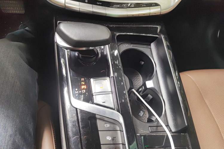 Used Geely Auto Emgrand GT 2018 1.5T MHEV Yaozun Edition