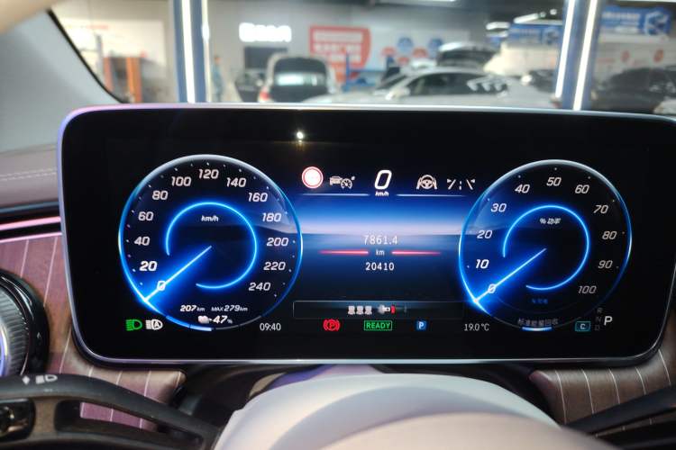 Used Mercedes-Benz EQE SUV 2023 350 4MATIC Luxury Edition Instrument Cluster