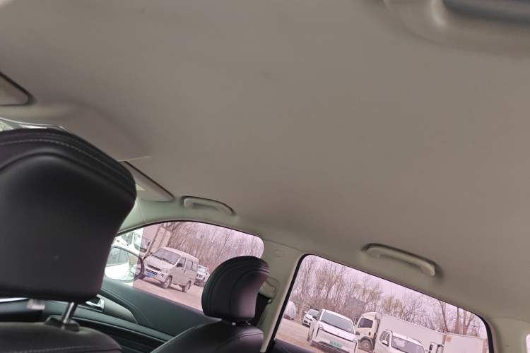 Used CHANGAN CS35PLUS 2021 Honor Million Edition 1.6L Manual Elite Model
