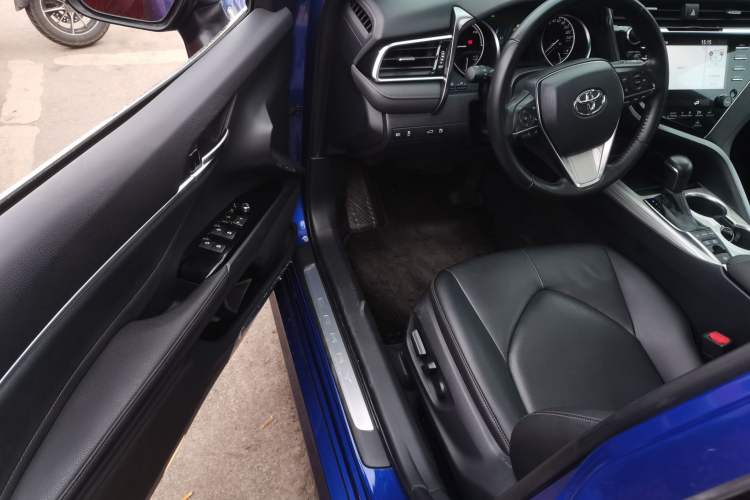 Used Toyota Camry 2018 Dual-Engine 2.5 HG Luxury Edition