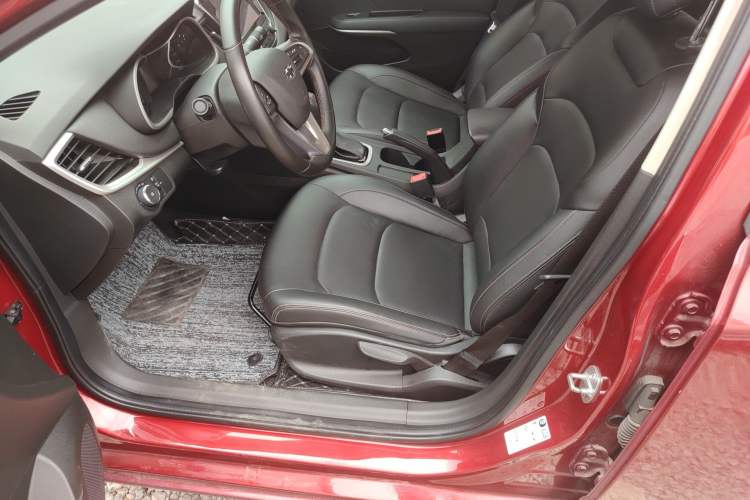 Used Chevrolet Monza 2019 Redline 320T Dual-Clutch Sporty Version China VI Standard Driver Seat