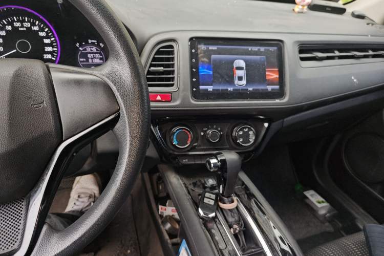 Used Honda Vezel 2017 1.8L CVT Front-Wheel Drive Pioneer Edition Audio And AC Panel