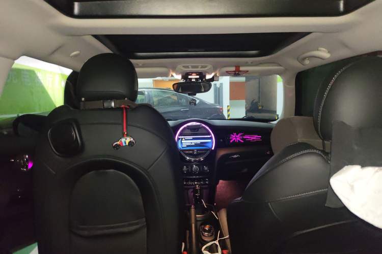 Used MINI 2021 1.5T COOPER Classic Edition
