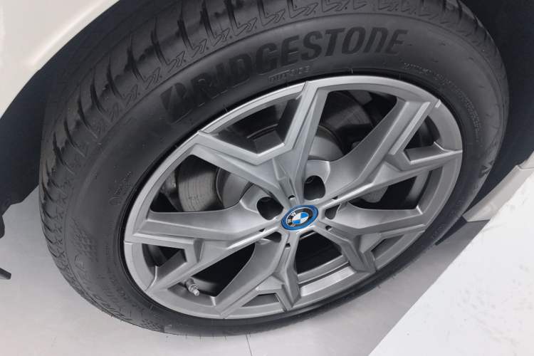 Used BMW i3 2024 eDrive 35 L
