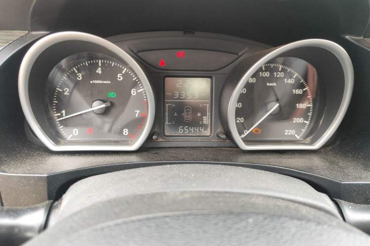 Used Zotye T600 2014 1.5T Manual Luxury Model
