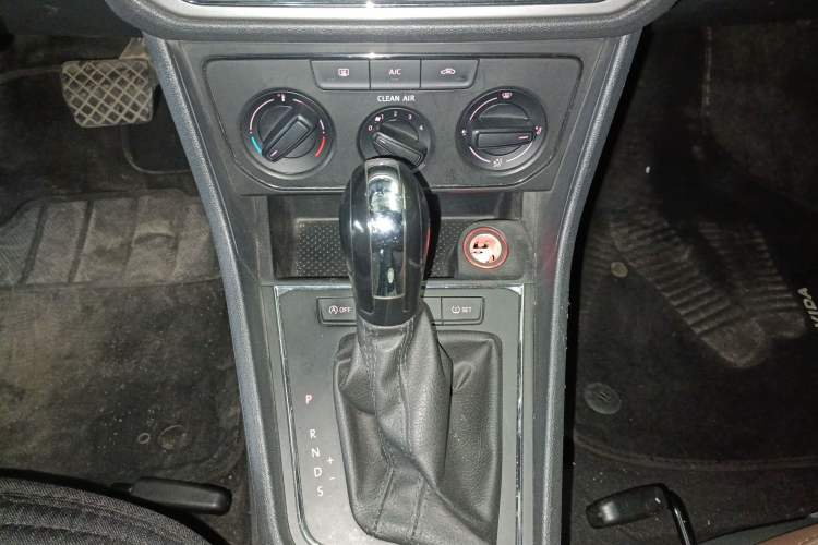 Used Volkswagen Lavida 2019 Lavida Start 1.5L Automatic Trendy Version China VI Standard
