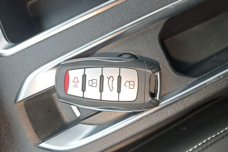 Used Haval M6 2021 PLUS 1.5T DCT Luxury Smart Connectivity Model
