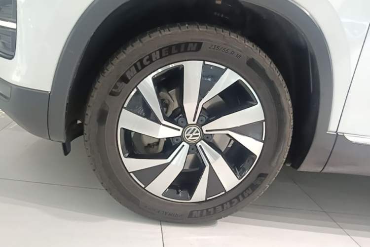 Used Volkswagen Tayron 2020 330TSI Two-Wheel Drive Luxury Smart Connectivity Version