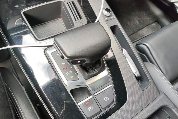 Used Audi Q5L 2022 40T Luxury Dynamic Model