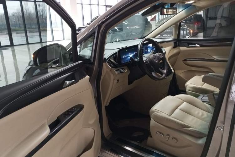 Used Buick GL8 2023 ES Lu Zun Deluxe Model