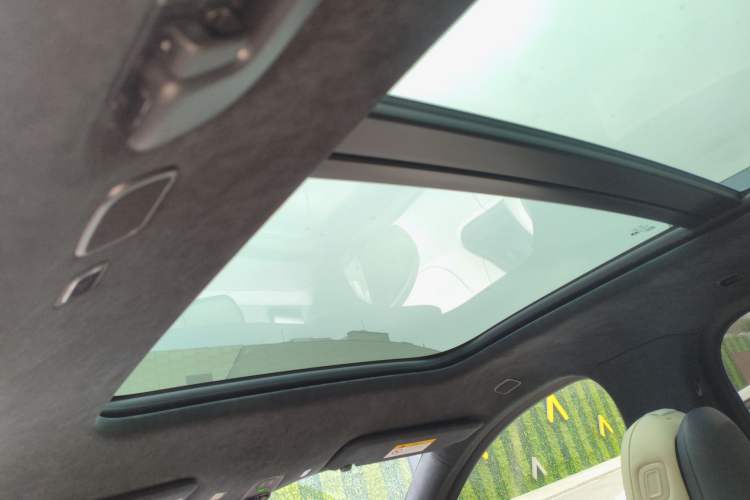 Used Nio ES6 2023 75 kWh
