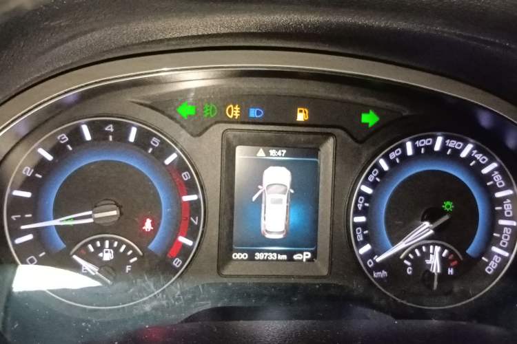 Used Haval H2 2017 Red-Label 1.5T Automatic Two-Wheel Drive Elite Model Instrument Cluster