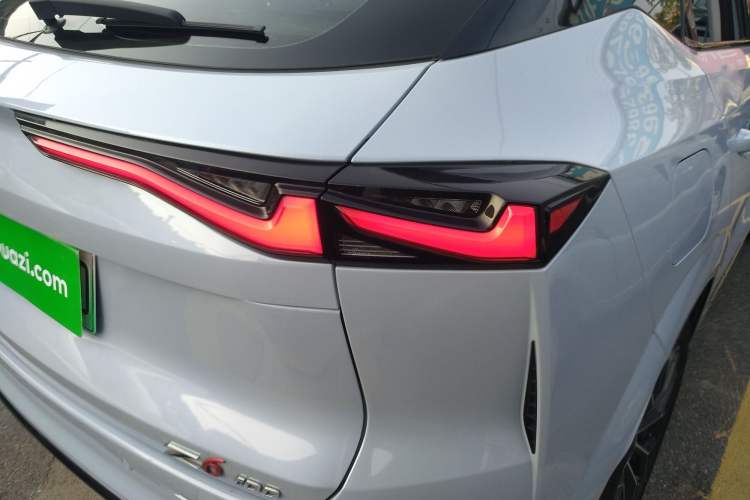 Used CHANGAN OSHAN Z6 New Energy 2022 Blue Whale iDD 150KM Flagship PLUS Smart Parking Edition Right Rear Taillight