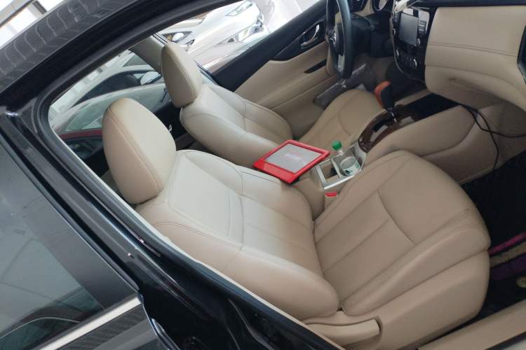 Used Nissan X-Trail 2017 2.0L CVT Comfort Edition 2WD