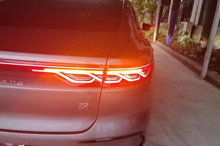 Used BYD Han 2023 EV Champion Edition 506KM Front-Wheel-Drive Premium Model