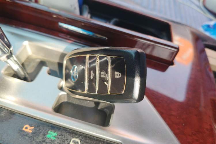 Used Toyota Camry 2012 2.5G Luxury Edition