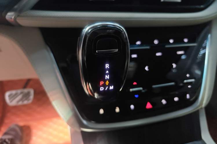 Used Buick GL8 2021 ES Landtrek 653T Comfort Edition