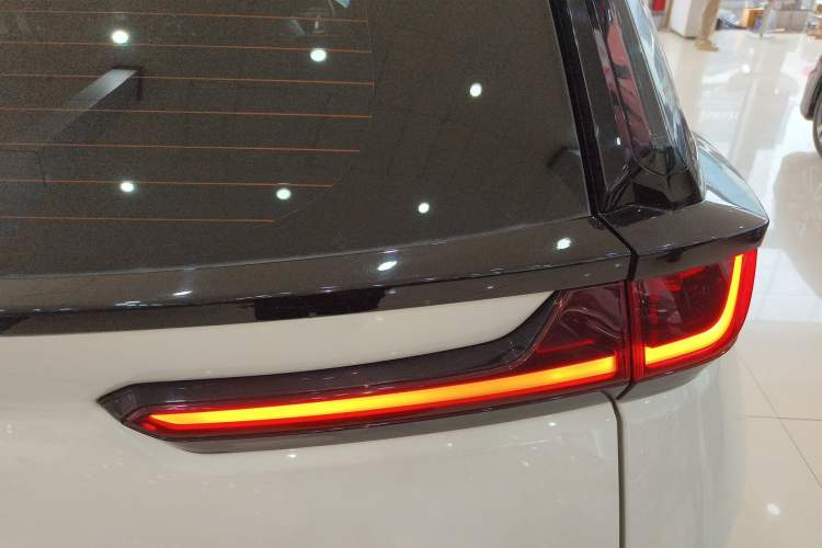 Used Honda Breeze 2021 240TURBO CVT Front-Wheel Drive Elite Edition Right Rear Taillight