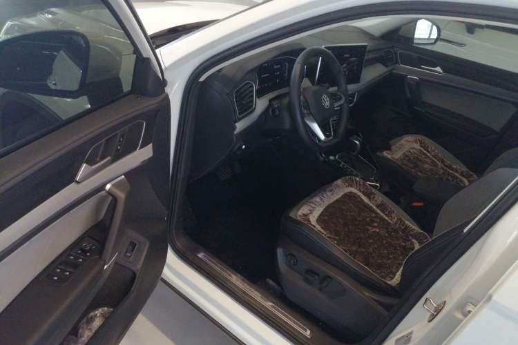 Used Volkswagen Tayron 2023 280TSI Two-Wheel-Drive Luxury Plus Advanced Version
