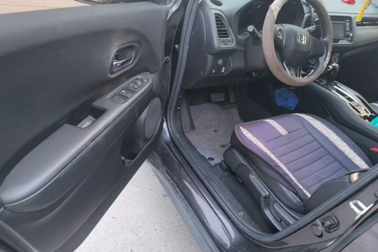 Used Honda Vezel 2017 1.8L CVT Front-Wheel Drive Pioneer Edition
