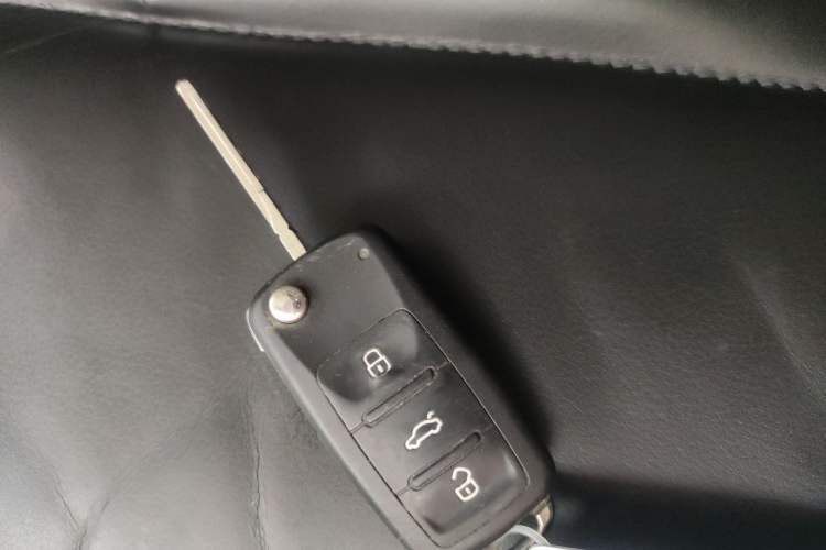 Used Volkswagen Tiguan L 2016 280TSI Automatic Two-Wheel Drive Silk Road Comfort Edition