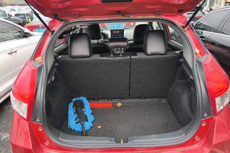 Used Toyota YARiS L Zhi Xuan 2015 1.5G Automatic Xuan Dong Sunroof Special Edition Trunk