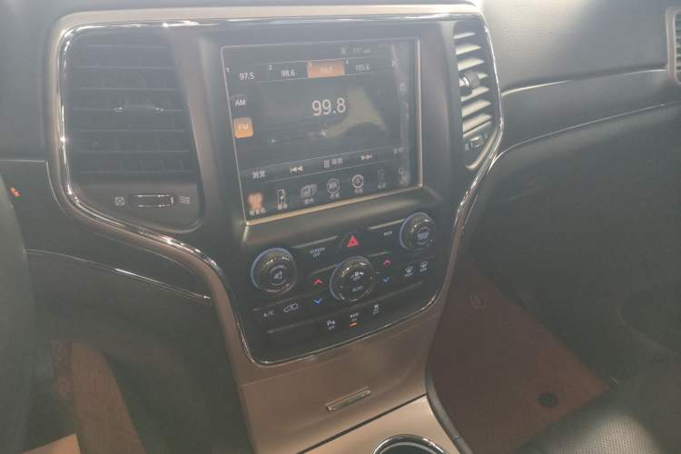 Used Jeep Grand Cherokee 2015 3.0L Elite Navigation Edition
