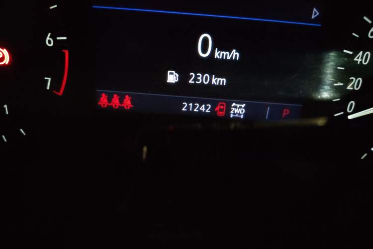 Used Buick Enclave 2020 28T Four-Wheel Drive Prestige Version Odometer Close Up