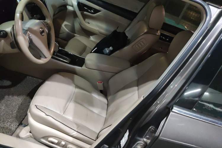 Used Nissan Teana 2014 Duke 2.5L XV Glory Edition