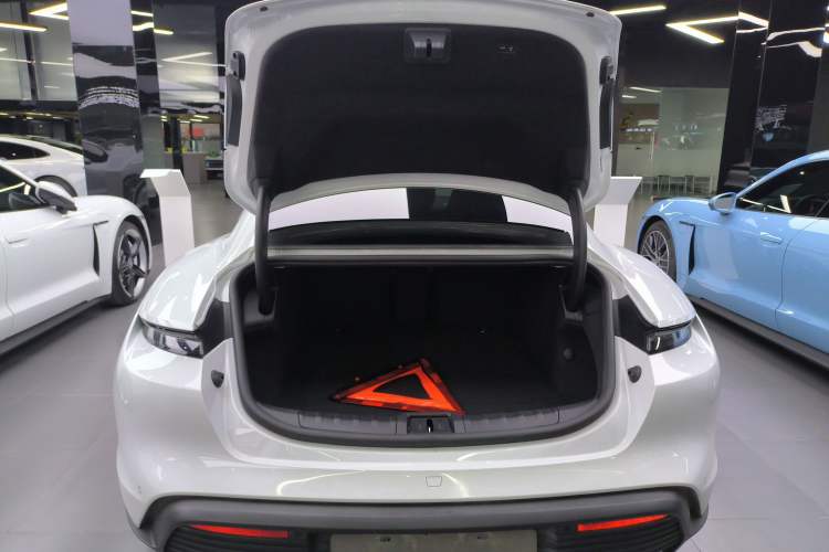 Used Porsche Taycan 2022 Taycan