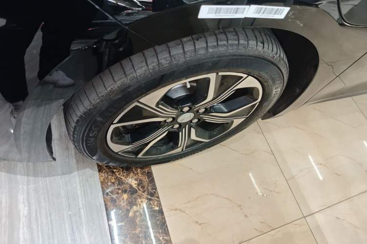 Used Hongqi E-QM5 2023 Revised Version Basic Travel Edition