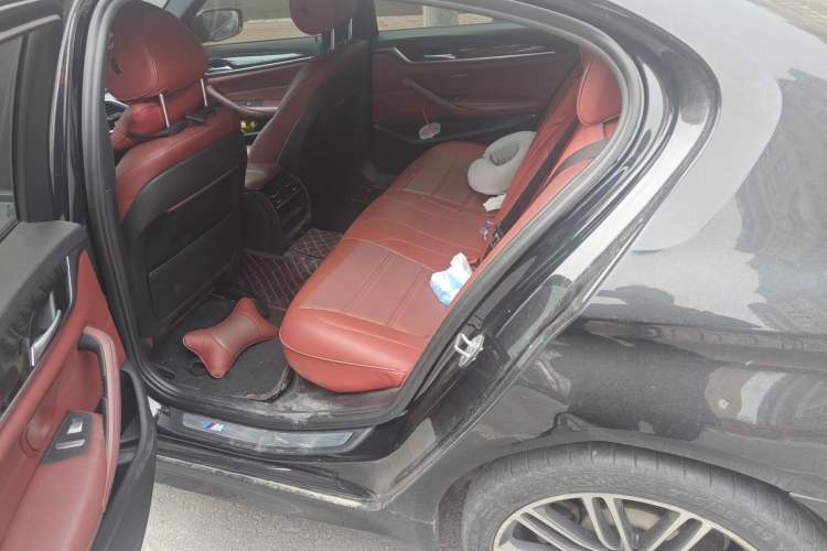 Used BMW 5 Series 2018 Restyled 530Li Leading Edition M Sport Package
