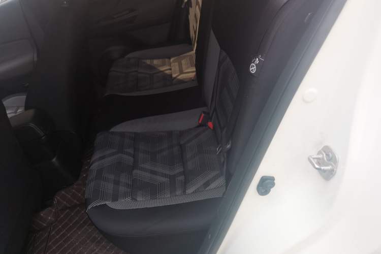 Used Nissan Kicks 2019 1.5L Manual Cool Edition
