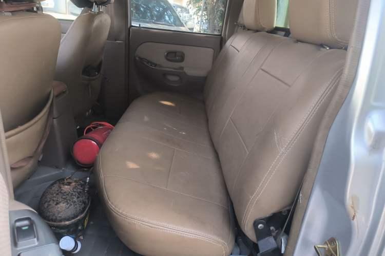 Used JMC Baodian 2015 2.8T New Value-Added Diesel Two-Wheel Drive Extended Version JX493ZLQ4C