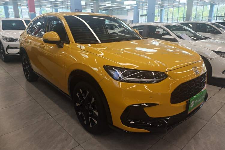 Used Honda ZR-V 2022 1.5T CVT Deluxe Edition Front Right 45 Deg