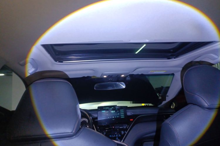 Used Toyota Camry 2021 2.0G Luxury Edition
